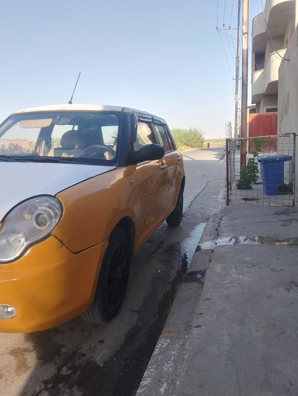 ليفان للبيع السعر 28صبغ حزام محرم وكير خير وبركه جامات كهرب مري كهرب تدفئه شغاله التبرد عاطل هيئه وغرامات مصفره رقم نينوى للستفسار خابر ***********
