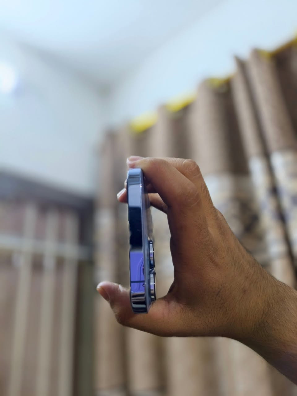 آيفون ١٣ برو ماكس • ٢٥٦ • موصل الايمن