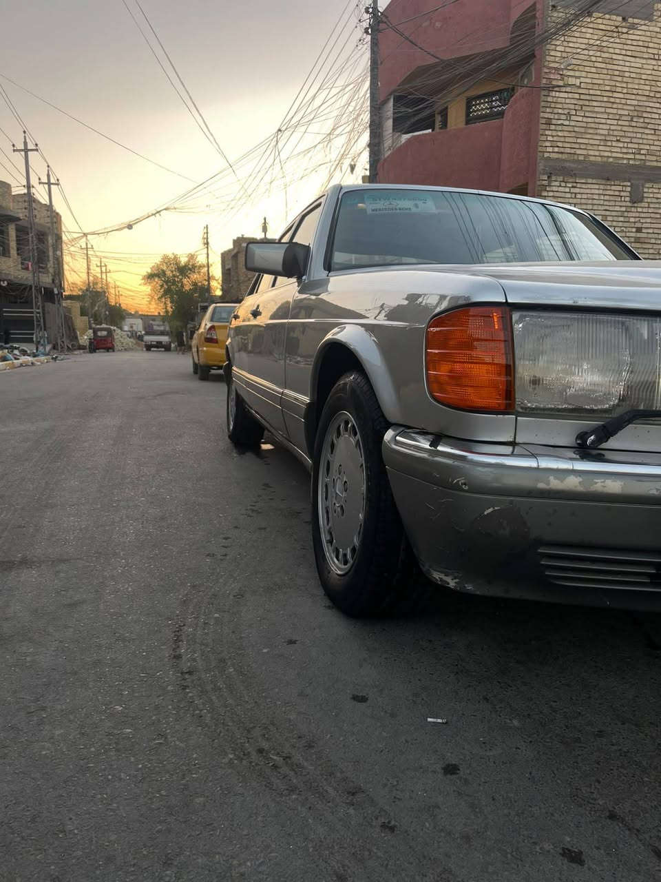 سلام عليكم اخوان مارسدس جامبوو رئاسي موديل 1991 فول مواصفات كشنات تحكم تتفهه بل كشنات بيها  فتحه السياره بلاديهه  السعر 80وبيها مجال رقم للاستفسار***********
