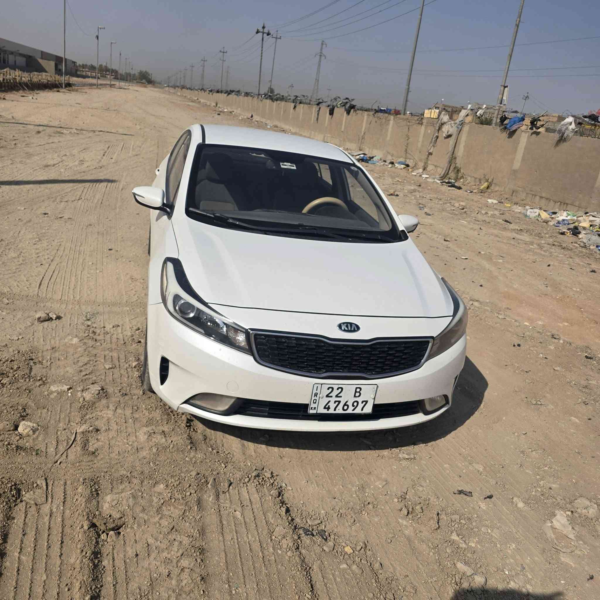 سيراتو ٢٠١٧ خليجي رقم اربيل الدولي سونارها وياها السياره ب١٢٠ وبيها مجال مكان السيارة الديوانية للتواصل ***********
