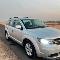 دودج جورني • ٢٠١١ • ٧ راكب