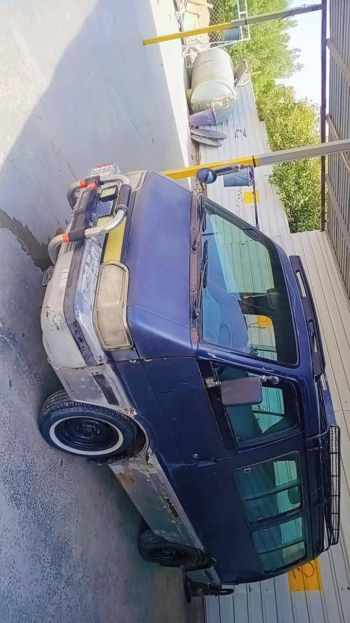 السلام عليكم كيا للبيع بسته موديل 94 جير مكينه اكسن جاردن كفاله عامه ماكينه جديده كسر حاويهسعر 40 بمجال تخم تاير وحداديه صدر امامي خلفي جدد بكاني ابو غريب منسيه رقم الهاتف***********
