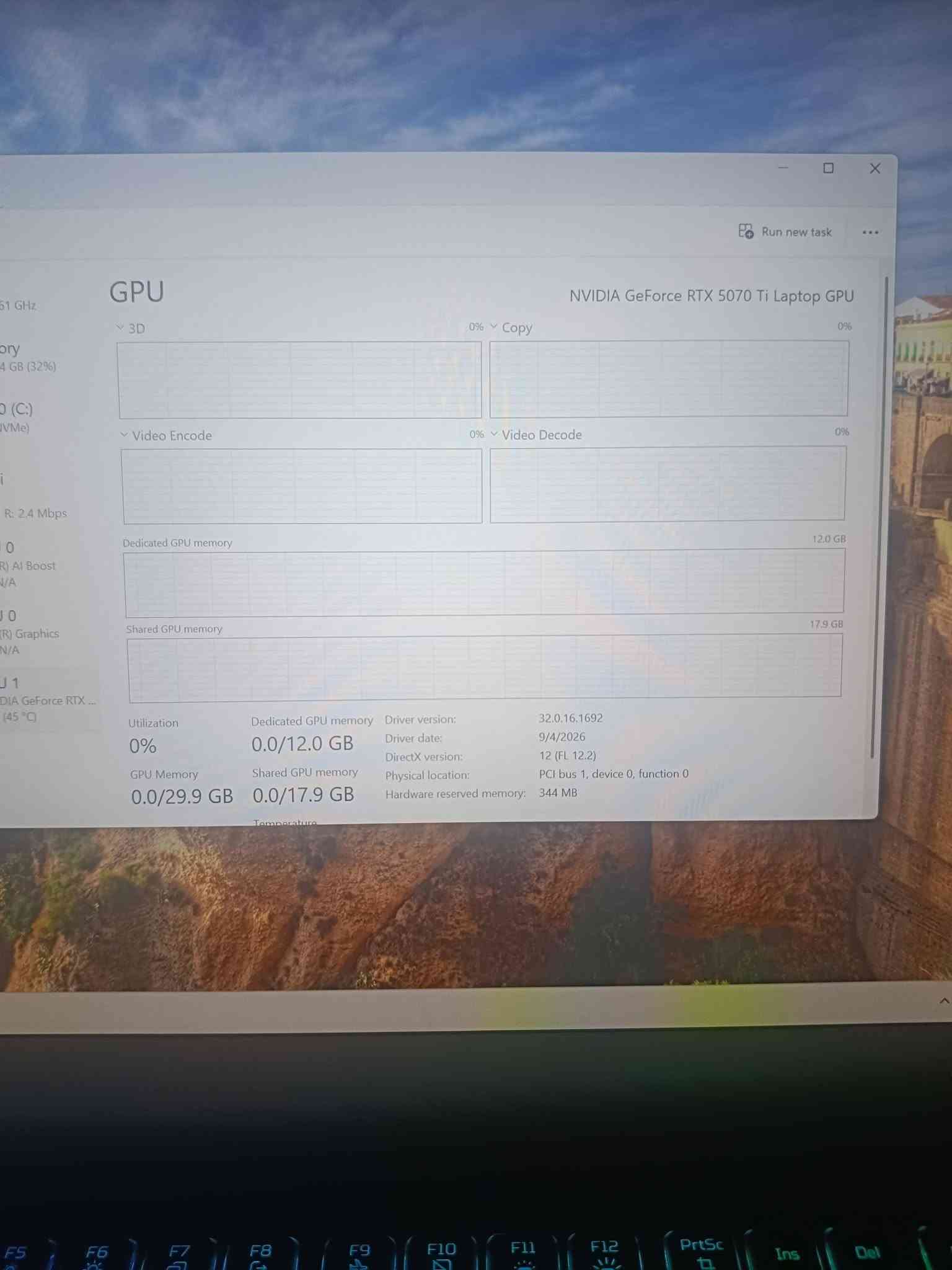 acer predator Helios neo 16 AI
المعالج core 9 275hx
الرامات drr5 32g 6400
كرت شاشة RTX 5070ti 12G
الشاشة 16 انج 240hz دقتها 2k
 التخزين NVMe ssd 1tera
يحتوي على شريحة ذكاء اصطناعي NPU
تكدر عن طريقها تشغل ذكاء اصطناعي محلي 
ملحقات كاملة كارتونة وشاحنة 
صحة بطارية 97
السعر مليونين و950
لابتوب وحش مناسب لكل اعمال رندرة والعاب والبرامج الهندسية
مكاني بغداد 
رقمي ***********

نص مكتوب في الصور:
- Run new task CPU Intel(R) Core(TM) Ultra 9 275HX % Utilization 100% 60 seconds 0 Utilization Speed Base speed: 2.70 GHz 13% 1.62 GHz Sockets: 1 Cores: 24 Processes Threads Handles Logical processors: 24 278 4862 147128 Virtualization: Enabled L1 cache: 2.4 MB Up time L2 cache: 40.0 MB 3:21:16:41 L3 cache: 36.0 MB
- GPU NVIDIA GeForce RTX 5070 Ti Laptop GPU 3D 0% Copy 0% Video Encode 0% Video Decode 0% Dedicated GPU memory 12.0 GB Shared GPU memory 17.9 GB Utilization 0% Dedicated GPU memory 0.0/12.0 GB GPU Memory 0.0/29.9 GB Shared GPU memory 0.0/17.9 GB Driver version: 32.0.16.1692 Driver date: 9/4/2026 DirectX version: 12 (FL 12.2) Physical location: PCI bus 1, device 0, function 0 Hardware reserved memory: 344 MB Run new task
