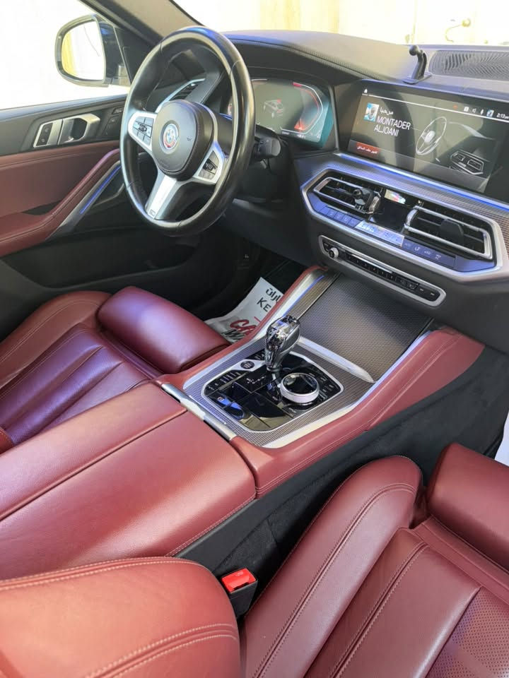 BMW x6 وكاله العروش 2022 
مغله ppf بالكامل 
بدون بارد بدون ضربه بدون اي ملاحظه 
سياره ماشيه 39 الف كيلو 
سياره جدا نظيفه 
مواصفاتها معروفه بوب شفط حساسات بكل السياره 
بصمه + ريمونت 
مكان سياره حارثيه 
***********
سعر 52 بي مجال جدا بسيط
