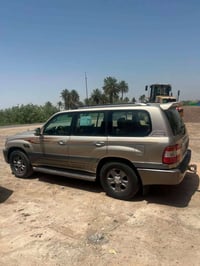 لاندكروز • ٢٠٠٦ • فور ويل