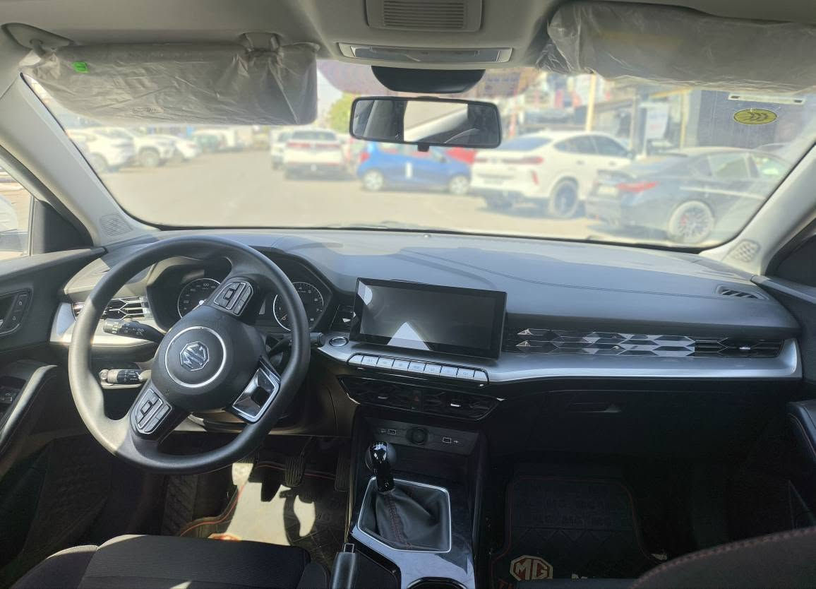 MG GT 2025
گێر عادی
پێش کەپس
بێ ئێرباگ
گێڕو مەکینەو تەقەو ڕەقە هەمووی بەشەرت
بە بەنزینی خەراپیش مەکینە لێنادا بەشەرت
دوو پارچەی پشتەوەی بۆیاغە
پشتی جەمپێکی خەفیفی هەیە
نرخی تەنها 86 وەرەقەیە معامەلەیەکی برایەنشی تێدایە ئەگەر مشتەری بووی
بۆ پەیوەندی *********** أربيل, العراق
