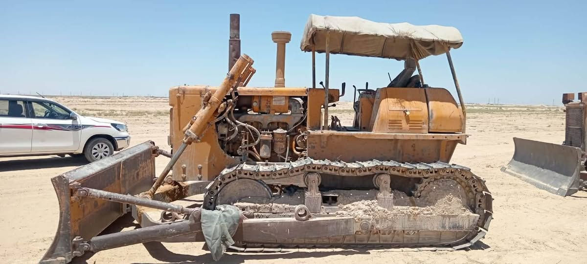 سلام عليكم
بلدوزر البيع او مراوس 

موديل 1982 

جديده المكينه 

رقم وسنويه بصره تحويل مباشر 

جاهزه العمال 

كير محرك بلكارتون 

السعر 25 مليون وبيها مجال 

العنوان بابل الشوملي 

الاستفسار ***********

الاستفسار ***********
