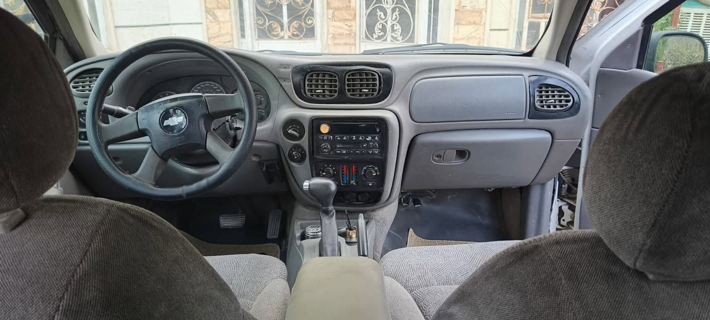 بلايزر ٢٠٠٤ • مزاد داخليه • نقص كمبريسور