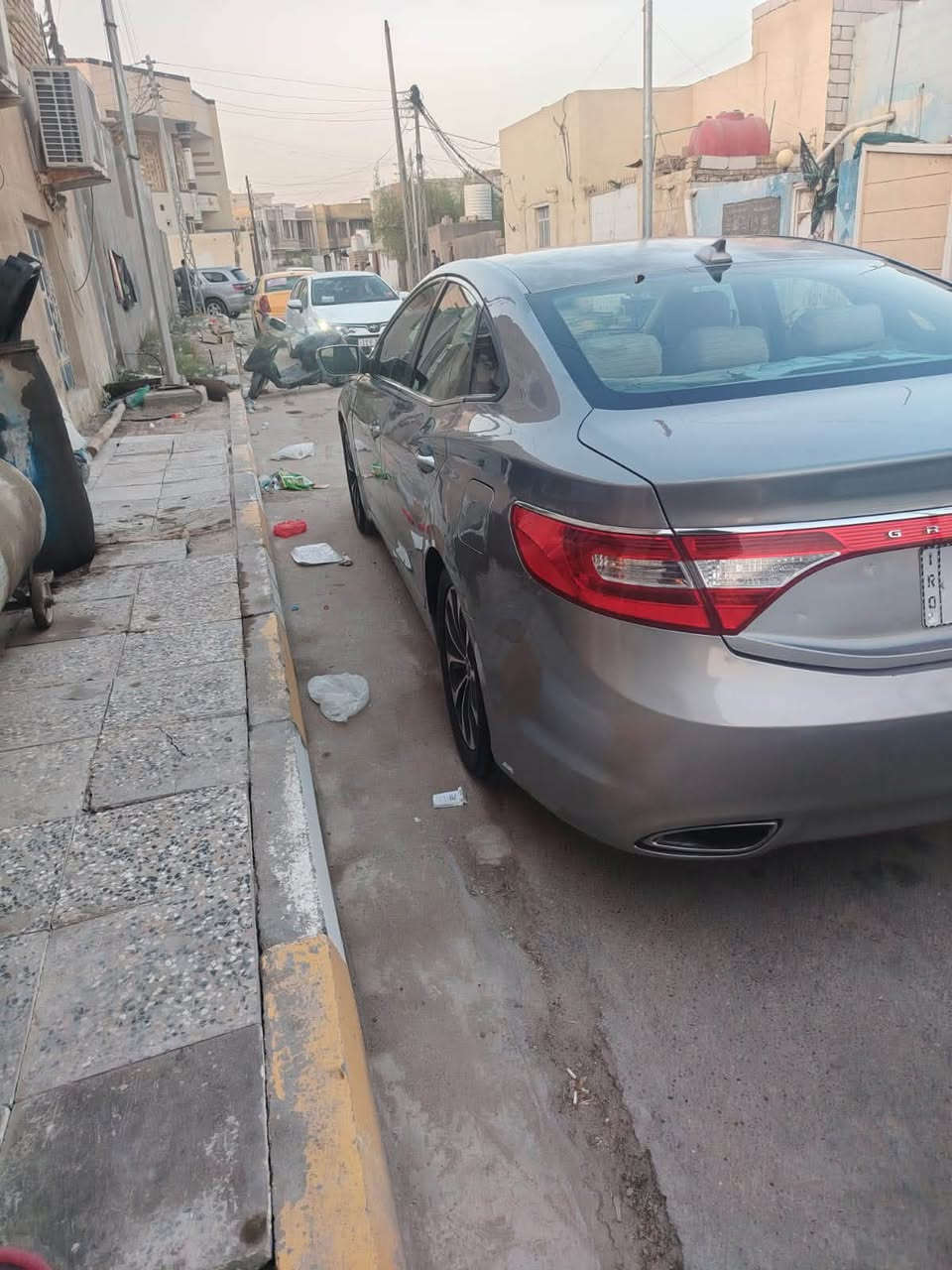 أزيرا • موديل ٢٠١٣ • قير عادي