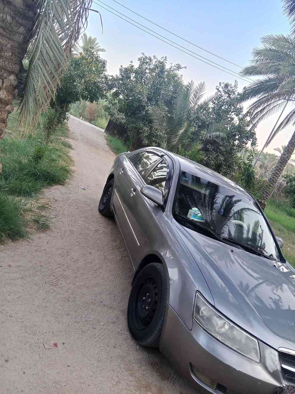 سوناتا مديل 8سته سلندر جاهزه من كلشي تبريد ثلج خير من الله بيها جاملغ وبنيد لسعر 90وبيها مجال بسيط
***********

