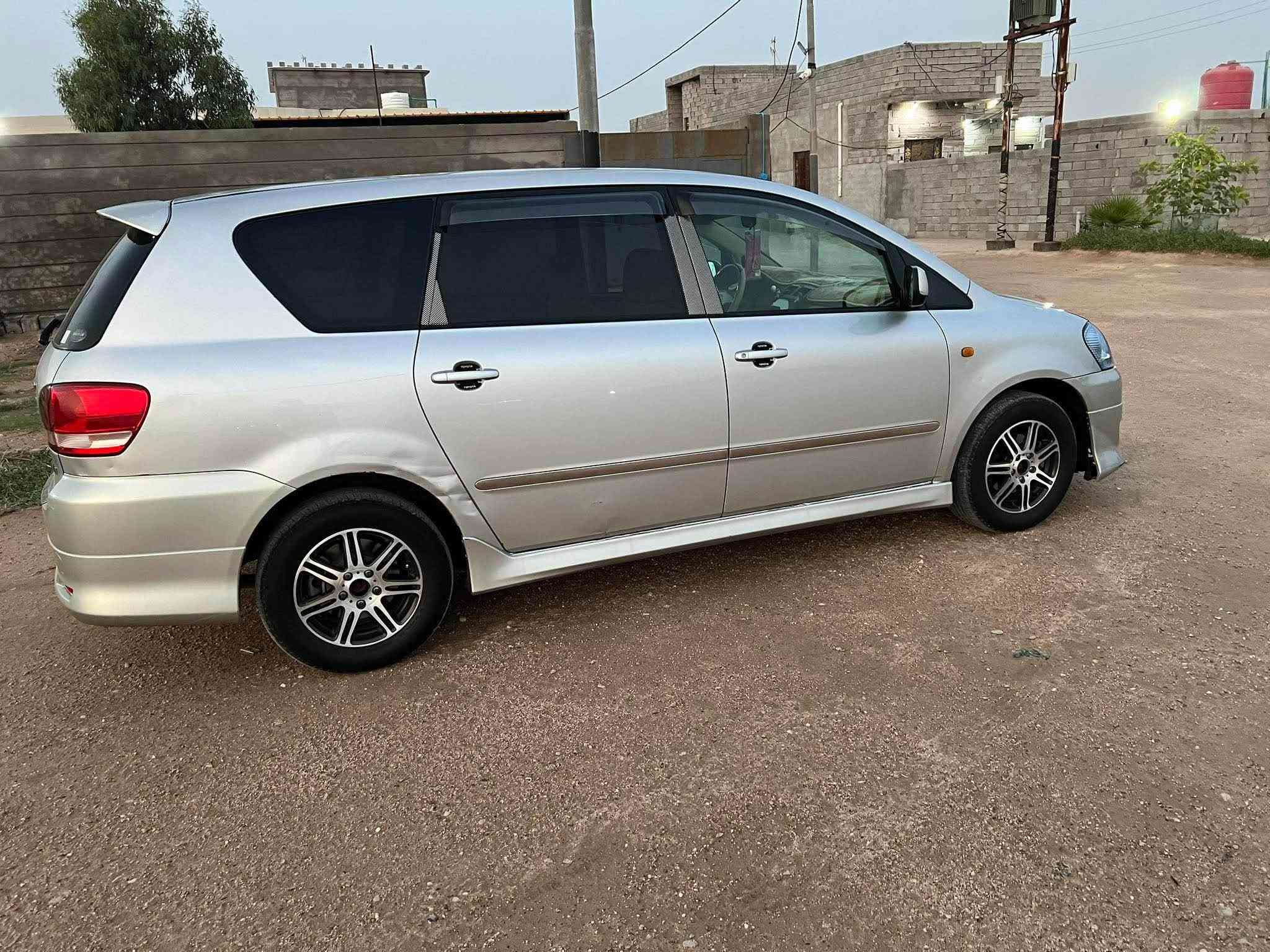 ‏سلام عليكم أبصم للبيع موديل 2002 ستوه منزل موديلها وصله تخميل كفالة عامة من صبغ السيارة  اي نقص مابيها رقم بصره عندي وكاله عامه من راعيها للبيع أو مراوس بسياره زغيره   السعر 110 المكان البصرةخور الزبير *********** الزبير, البصرة
