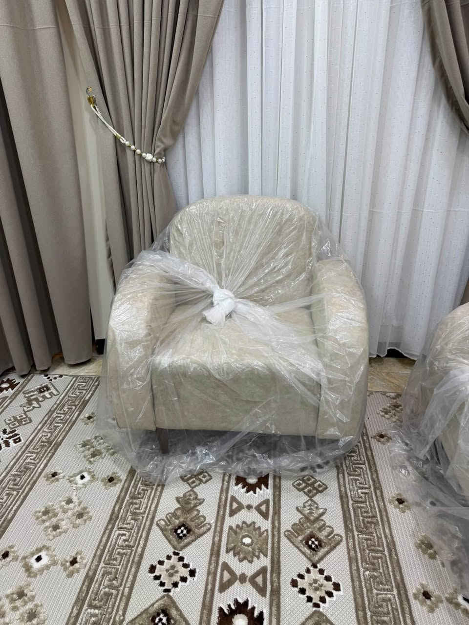 كنب ١٠مقاعد • أوف وايت • جديد