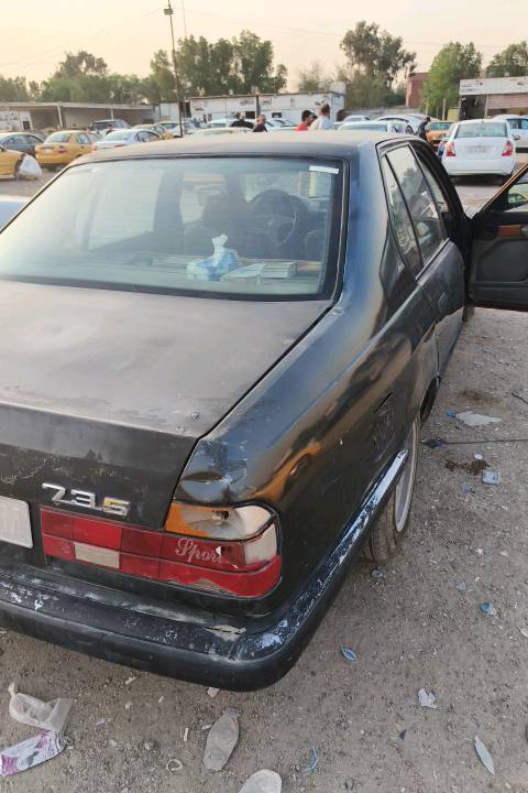 سيارة BMW 700 موديل 92 كير و محرك مكفولات تبريد ثلج رقم ألماني بغداد 
مكانها بغداد 
السعر 45
واتساب 
***********