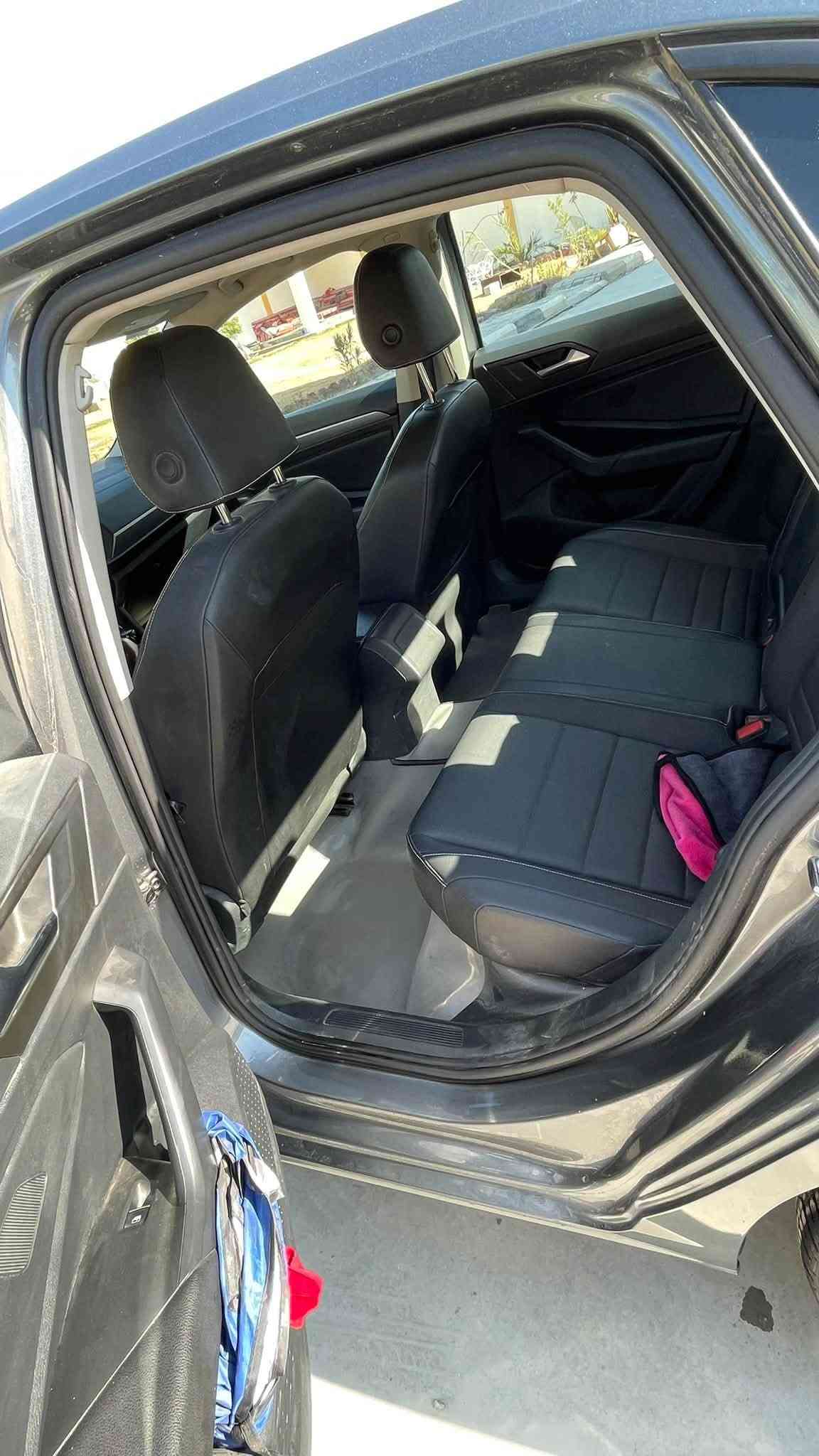للبيع Volkswagen Jetta 2024 فئة SE

الموديل: 2024
الفئة: SE
الممشى: 52 الف ميل
المواصفات: بدون بانوراما - تبريد قطعة وحدة - كشنات جلد مع تدفئة - 3 وضعيات قيادة (ECO / SPORT / عادي) - تثبيت مسار - رادار امامي - كامرة خلفية - حساسات

حالة البدي: قطعة وحدة صبغ فقط جاملغ الخلفي جهة السكن بدون دواخل ولا شاصي - باقي السيارة كفالة عامة

السعر: 148 ورقة وبيها مجال
المكان: بغداد - الزعفرانية
للاتصال: ***********

نص مكتوب في الصور:
- 73 4G 12:28 3 / 12 1:1 bid.cars