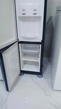 براد ماء • خطين • حار وبارد