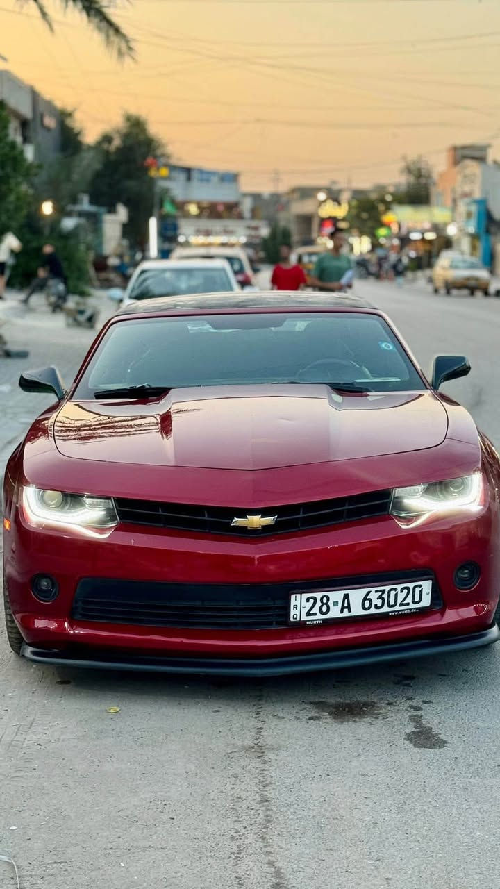 السلام عليكم كمارو 2015 للبيع او مراوس بسيارة 4 ابواب
كمارو 2015 3600 v6 للبيع او مراوس بسيارة 4 ابوات
حادثها جاملغ خلفي معدل بارد ومرشوش كلير فقط بدون معجون وبيها صبغ مأشر عليه بالصور باللون الازرك 🔵 بجم كبس
بجم زنون 
تبريد ثلج
ادامة لمنظومة الماء انسى شي اسمه حماوة
كير مكينة كلش حلوات
لحية امامية
دواسة جانبية
سبويلر
شاشة كبيرة
تحكم سترين كله شغال
كشن كهرباء كونترول اصلي كله جديد
كشف شغال بدون عطل
سيارة بدون اي جطل ولا كلوب بالدشبول مشتغل
اكزوز صوت يخبل 
دبات hp power ريمونت 
ماشية 94 الف
ويل حجم 20 
تشغيل عن بعد
حساسات خلفية

السعر 95$ وبيها مجال لليجي يشوفها بيع فقط (نقد)
رقم نجف مشروع وطني بأسمي السيارة تحويل بأي مكان يعجبك سونار وصور الحادث عندي راسلني خاص ادزهن
مكان السيارة (بغداد / المنصور)
للتواصل *********** اتصال
*********** فقط واتس الاسيا
