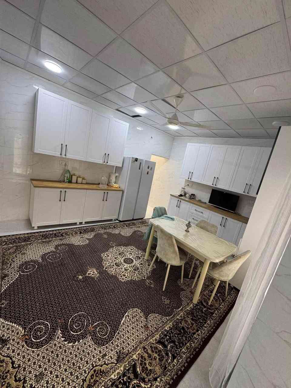 سلام عليك بيت للبيع مساحه 250
قاطين فول فول شنو جوه اكو فوك 
خانقين بانميل بل بدايه🏨
غرفه نوم3 🏨
وصاله🏨
واستقبل 🏨
ومطبخ  حار وبارد🏨
وصحيات🏨
🏨🏨🏨🏨🏨🏨بيت كله مغربي معدا الطابق الفوك سقف ثانوي 
بناء حديث 2025

بيع سريع 
سعر الكلي 85 بي مجال
للستفسار اتصل ***********☎️📞
