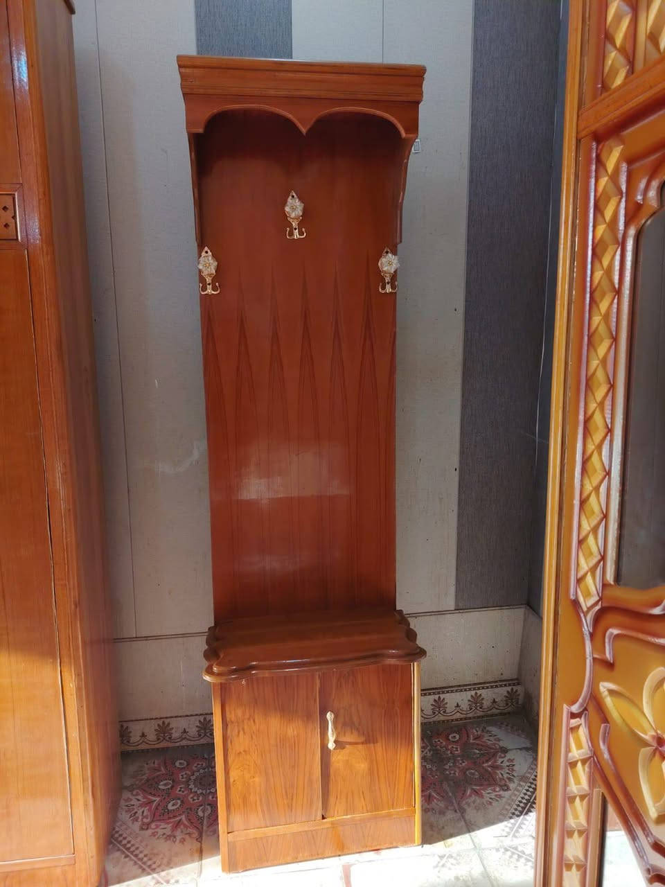سلام عليكم غرفه صاج عراقي ام سته باب طابقين غرفه نظيفه كلش سعر 550العنوان ميسان حي العامل قرب صيدليه ومجمع الشاكرين رقم الهاتف ***********بي واتساب عمارة, ميسان
