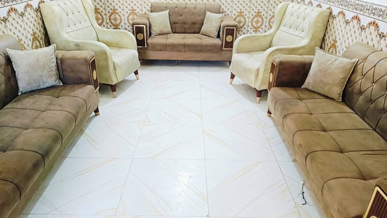 تخم تركي 10 مقاعد تزكام درجه اوله قماش وتر برو اسعر 275 كربلاء بدايت امن اداخلي يوجد توصيل ***********
