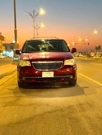 كرفان ٧ راكب • محرك ٣.٦ • موديل ٢٠١٢