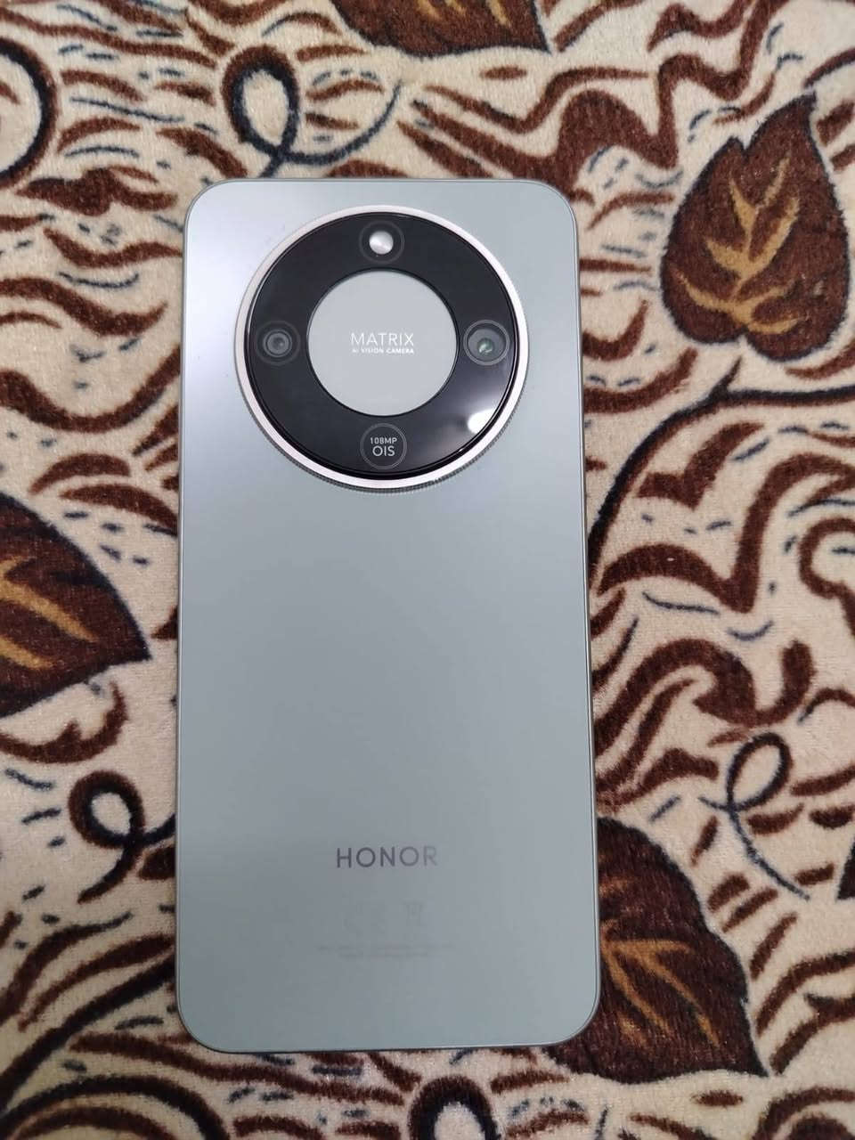 هونر x9D للبيع الجهاز نضف لوك نضفة الجهاز 10٪كرتون  غراض كامل الجهاز بالشرط الذاكره 256والرام 12+12السعر 475بي مجال بسيط ل الشراي وهذا رقمي ***********
