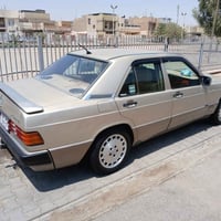مرسيدس ١٩٠ • ١٩٨٥ • رقم نجف
