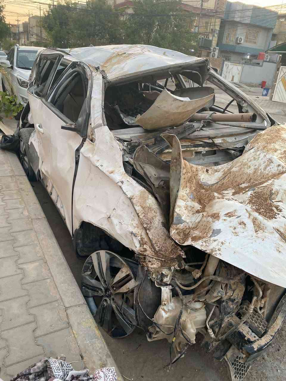 توسان رقم كربلاء للبيع على وضعها موديل ٢٠١٤ ***********
