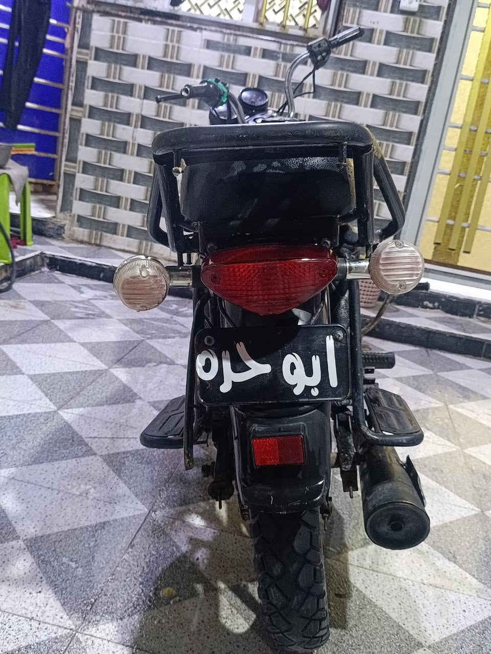 السلام عليكم
دراجه بوكسر كلك محور محور محرك MTR
الدراجه جاهزه من كلشي وكلاشي شغل واطلع وين ما كان
حته الشفقه موجوده و الستان النص والبنزات  هم موجوده بس ماشادهم
الرقم ***********بس وات
الشريحه ***********
السعر 650 وبيها مجال
