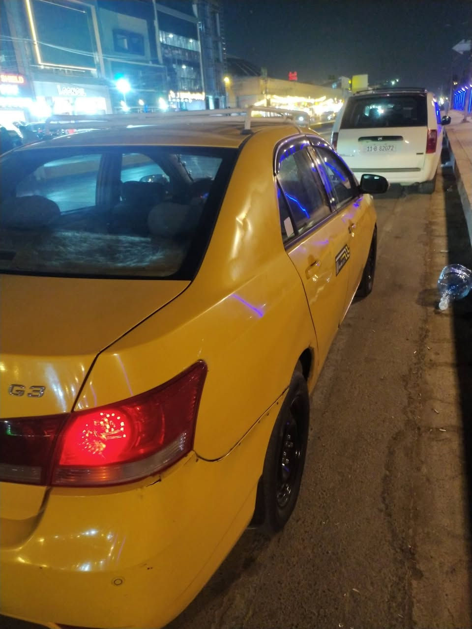 سلام عليكم اخوان بي وايدي جي 3كيرعادي بصمه مكينه جديده لاتنقيص ولاتبخير كيرعادي تحكم ستيرن فتحه حساس شاشه كامره سياره مل بيت اريدمراوس بجيلي اف سي خصوصي 
السياره رقمها بغداد انكليزي السنويه لل 30هسه كامله تبريدثلج اذا اكومراوس هذا رقم وتساب 
***********ابوعبدالله
