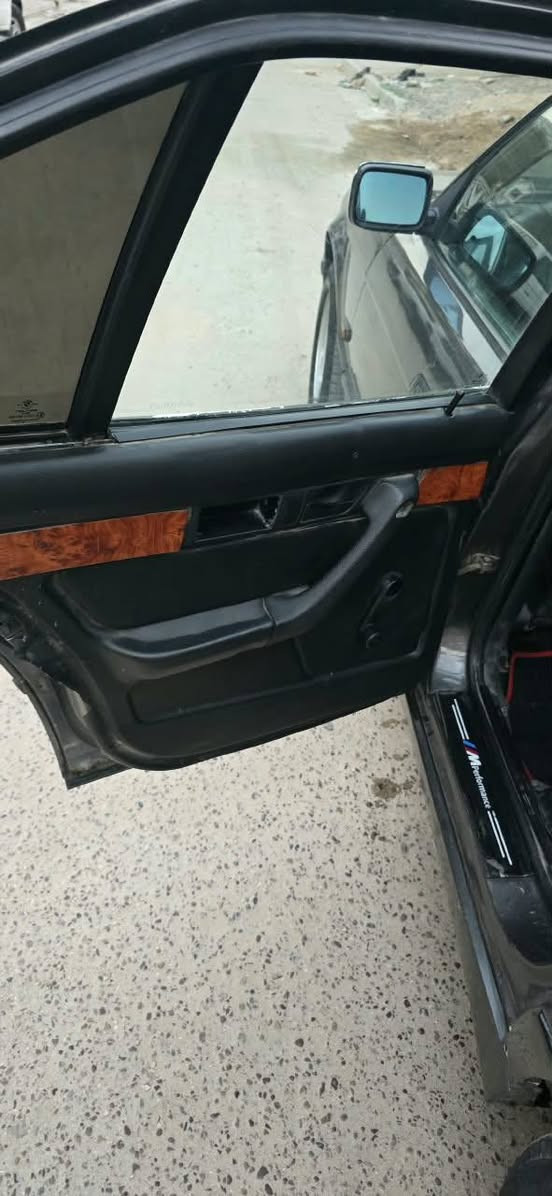 سلام عليكم ورحمه الله وبركاته
Bmw

موديل 92

رقم بغداد جديد 

حجم 525 اصل مكينه مسكر 

مكينه وكير اوتو خير من الله لا تنقيص ولا تبخير 

حداديه جديده اماميه والخلفيه ويل شمسي الجام الامامي كهرباء والجام الخلفي جوبي 

سياره ابسمي شرط التحويل

ملاحظه بس تبريد ماكو 

مكاني بياع تقاطع درويش

*********** 

***********
السعر 55وبيه مجال
