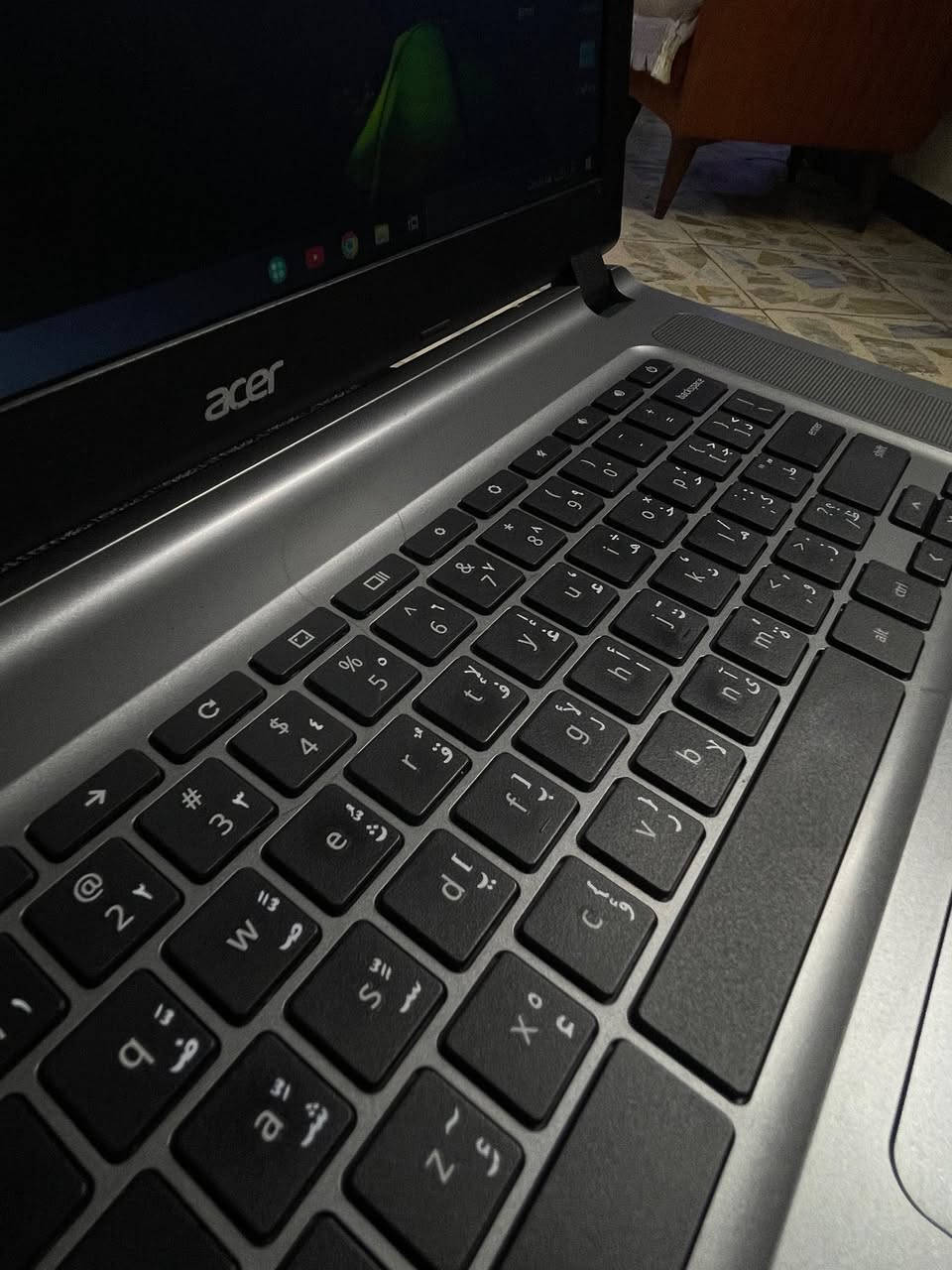 لابتوب Acer Windows 10 Pro ,
لون : silver     
موديل : 
Intel Celeron N306
* سرعة المعالج: 1.60 GHz
* الرام: 2GB RAM
* نظام التشغيل: Windows 10 Pro
* نوع النظام: 64-bit
* دعم اللمس: غير مدعوم
* اسم الجهاز: DESKTOP-EPC8L1
* إصدار Windows: 19.9
* تاريخ تثبيت النظام: 15/05/2023
* إصدار نظام التشغيل: 18363.1316
* البطاريه بحالة ممتازه جداً ، تمشيك يوم كامل 

📌 الجهاز مناسب للاستخدامات الخفيفة مثل التصفح، و مشاهدة الفيديوهات (نتفلكس ، سينمانا ) ، البرامج البسيطة والدراسة و العمل ! 

السعر 185 الف . 

*********** 
رقمي
