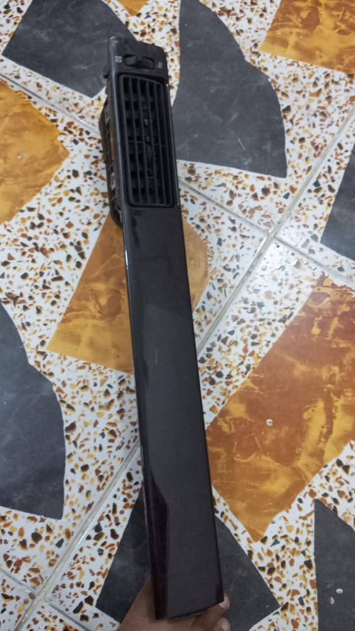 غراض رأس الثور البيع شرط حاويه السعر مناسب توصيل كافت العراق🚛 ***********

نص مكتوب في الصور:
- CAMON 40
- 23mm f/1.8 1/100s ISO222