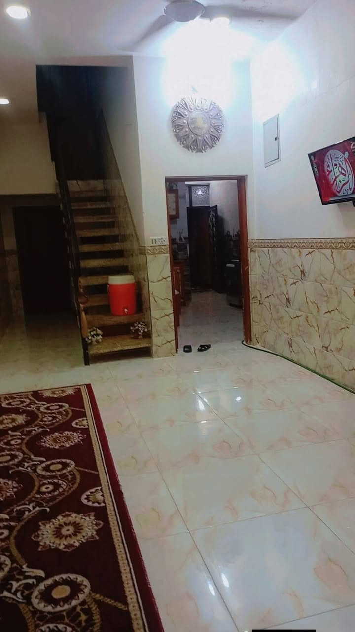 دار مساحه 100 متر بناء جديد طابوق نهروان صب كونكريت مركزي سيراميك بورسلين كرانيت سقوف ثانويه خدمات كامله زراعي حي ميسان قرب سكله الكرعاوي السعر 32مع المجال استفسار اكثر ***********
