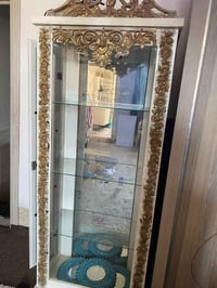 بۆفرۆشتن پاک و؟جوان و بیعە یبە نرخی 40هە زارو مجال شوین هە ولیر0750452...