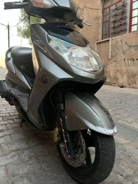 سكنز • ما بيها نقص • عطيفية