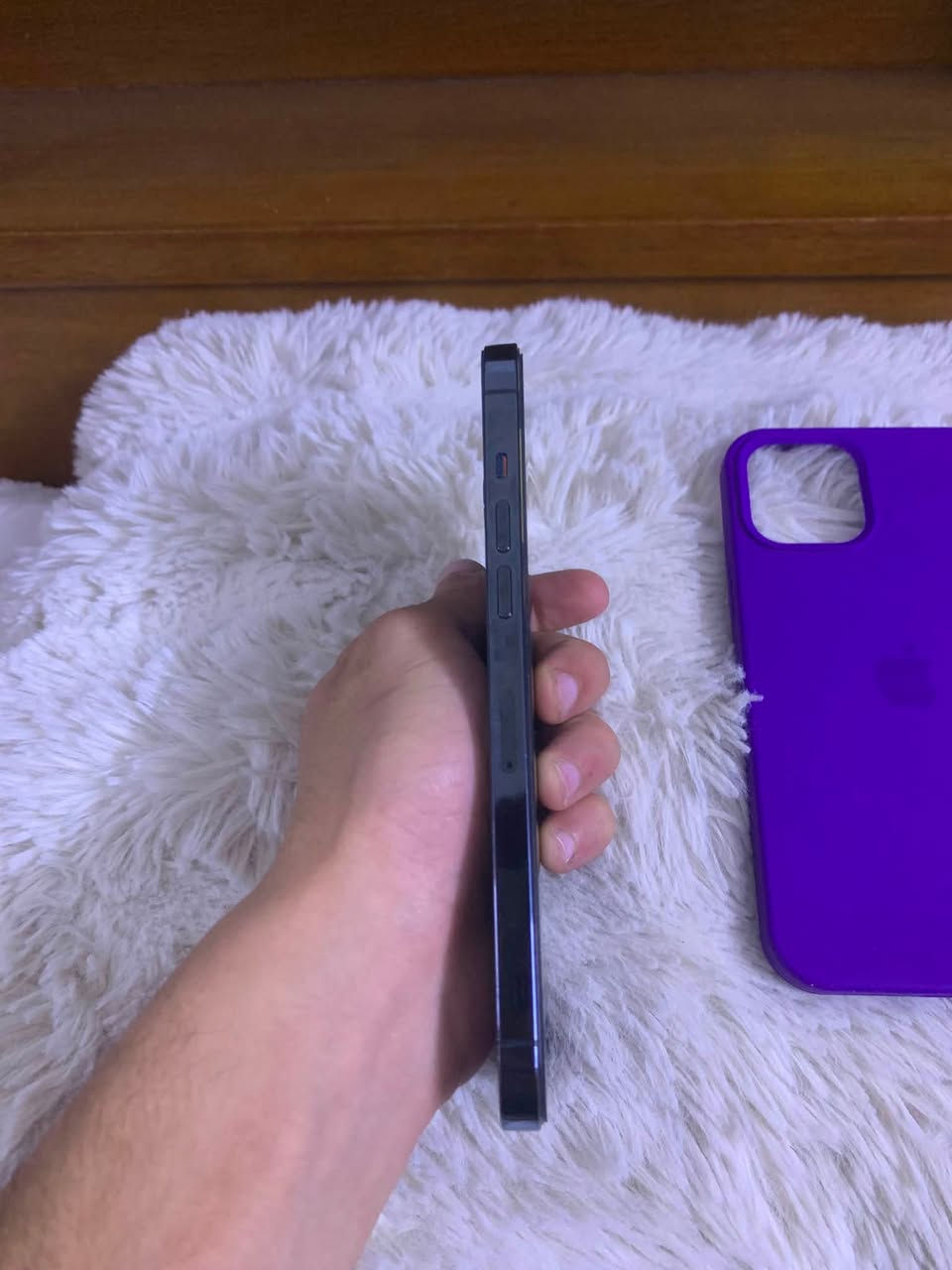 السلام عليكم اخواني 🤝
ايفون 12 PRO MAX. 256gb📱
جهاز لون ازرق 💙
ذاكره 256GB💽
بطاريه مبدله تفصيخ نسبه ٨٨٪؜🔋
الجهاز كلشي بي شغال و الجهاز مكفول من كلشي الجهاز مبدل بطاريه بس و فيس ايدي واكف بالتحديث الجهاز بطاريه تفصيخ و انطي بي ضمان بالبطاريه لان البطاريه تفصيخ و الجهاز بس مبدل بطاريه ( بس بطاريه)✅
الجهاز كامرته تشك شك و كلشي بي شغال كامرات اتصال فرمت حدث و ال ١٢ معروف ميحتاج اشرح الجهاز مكفول من كلشي و الفيس ايدي يتصلح لان وكف بالتحديث الجهاز مال جناي ✅
سعر الجهاز 375💵
مكاني بغداد الدوره📍
للستفسار اكثر تفضلو خاص او اتصلو على الرقم 
***********
ملاحضه الرقم بي واتساب 
و  بس الشراي يدخل رجاًء
