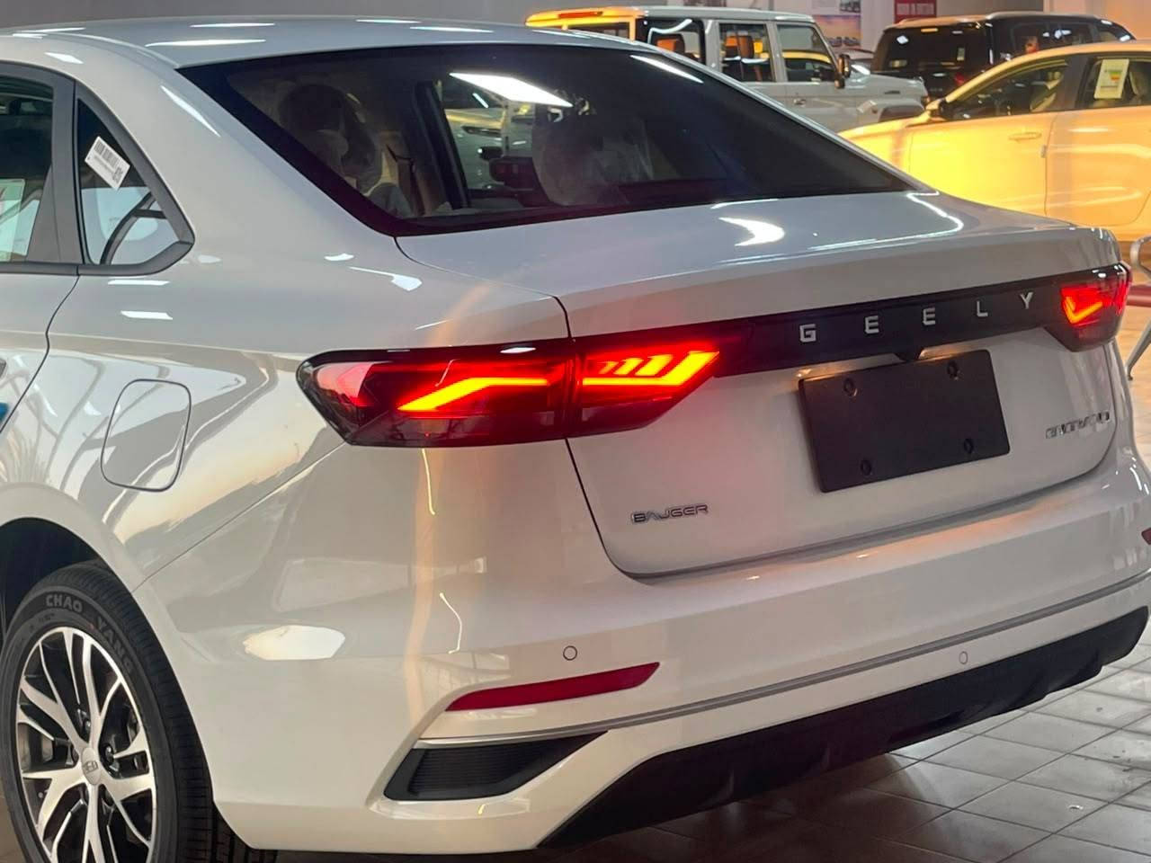 ***********

🚗 Geely Emgrand 2027🔥   🔥

ئێستا بەردەستە بە شێوازی قست و نەقد
ئەگەر بەدوای ئۆتۆمبێلێکی جوان، ئابووری و متمانەپێکراو دەگەڕێیت، Geely Emgrand 2027 باشترین هەڵبژاردەیە.

✅ دیزاینی مۆدێرن و ناوخۆی ئاسودە
✅ گێڕی ئۆتۆماتیک
✅ خەرجی کەمی بەنزین
✅ گارانتی و خزمەتگوزاری وکالەت

💰 قسطی مانگانە: تەنها ٢٥٠ هەزار دینار

📍 نوێکار ئۆتۆ – هەولێر، جۆت سایدی کۆران، نزیک کۆمپانیای پێپسی
 📞***********
 📞***********
 📞***********

 #𝙜𝙚𝙚𝙡𝙮𝙚𝙢𝙜𝙧𝙖𝙣𝙙 
 #emgrand2027 
#جيلي #شعب_الصيني_ماله_حل😂😂  #ترند #عالم_نويكار_للسيارات أربيل, العراق
