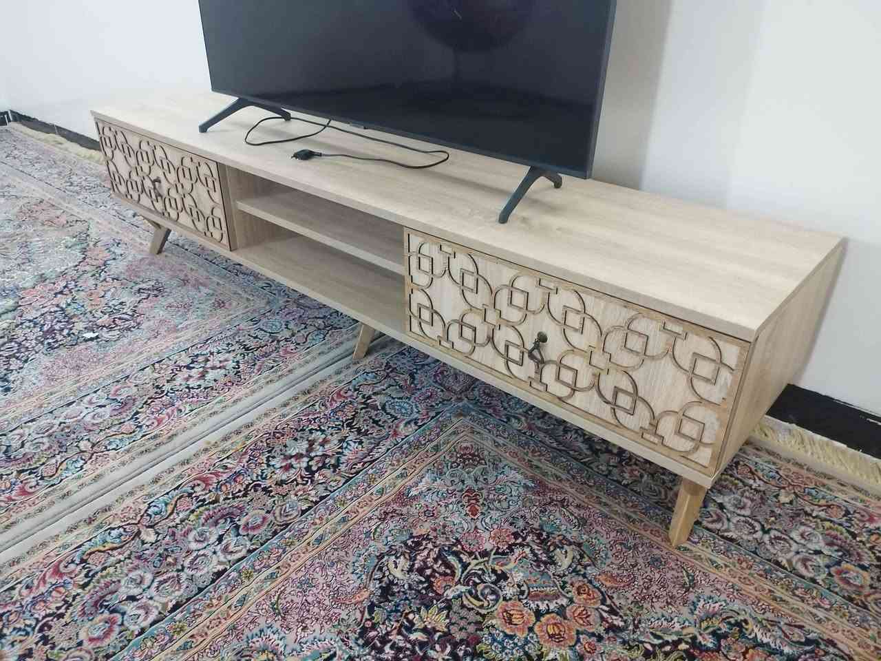 ئەم مێزی تەلەفیزۆنە بۆفرۆشتن وەک لۆک وایە تورکیە *********** لەسلێمانی جوابی کۆمینت نادرێتەوە درێژی ١مەترو ٨٠ ساتیمە Honolulu, HI
