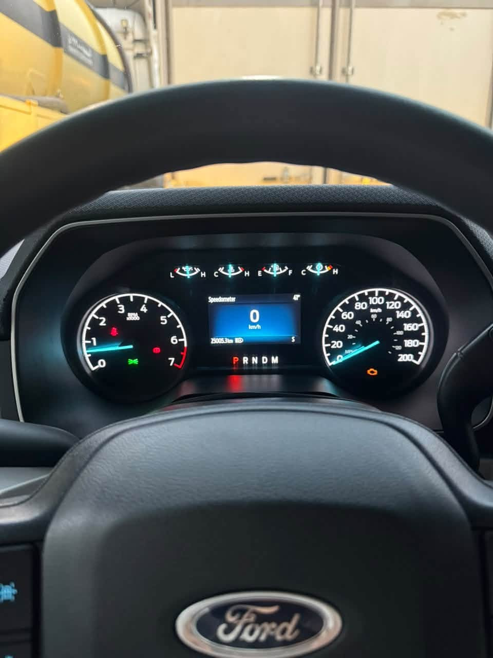 السلام عليكم للبيع فؤرد f150 كلين دعامى لل دعامى بشرط مواصفات xtr 4ويل ماشيه 25الف كم سياره جديد سعر 310 شويه بها مجال مكان سياره اربيل رقم موبايل ***********
