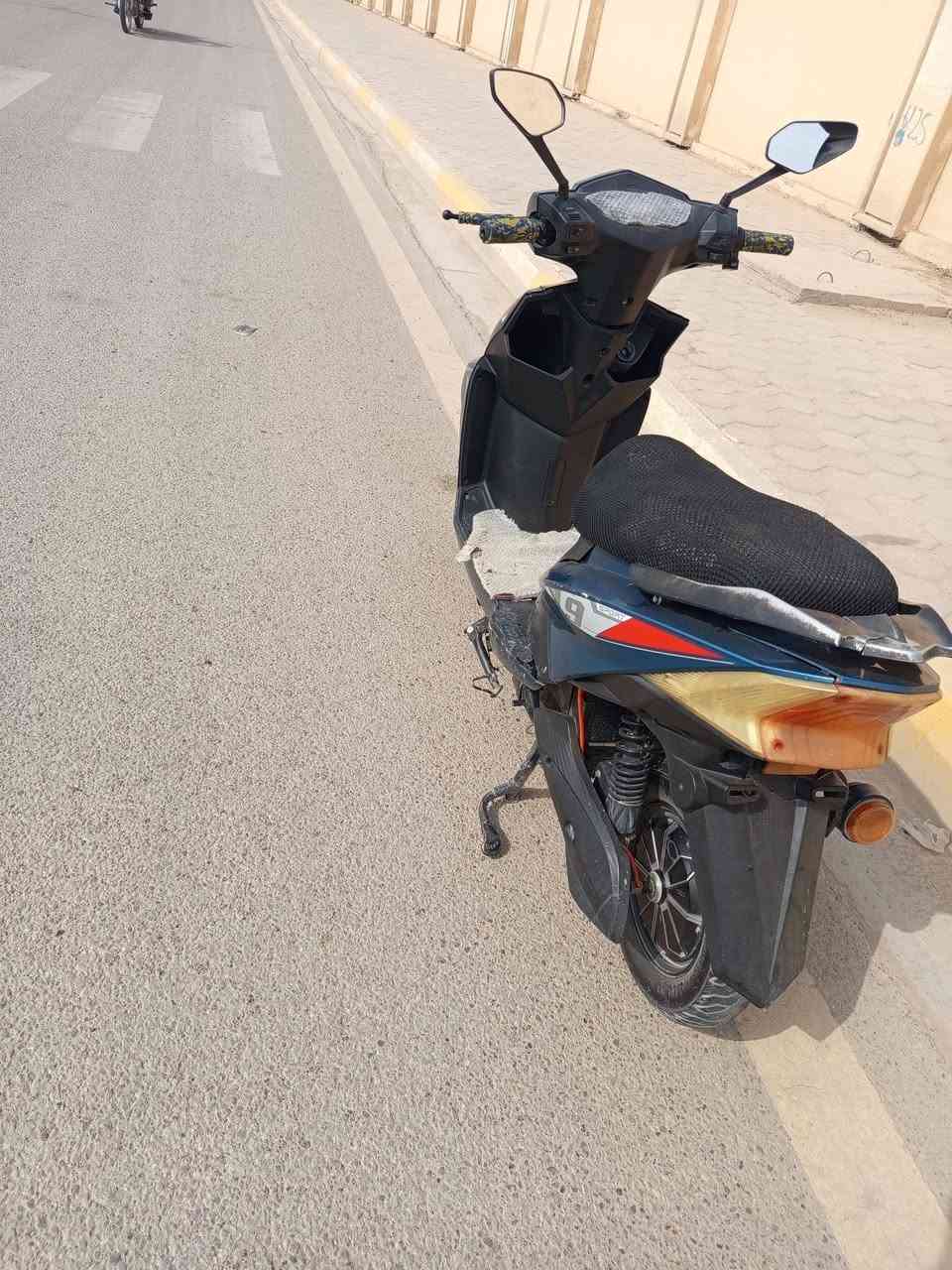 المطار • بطاريات • كهربا