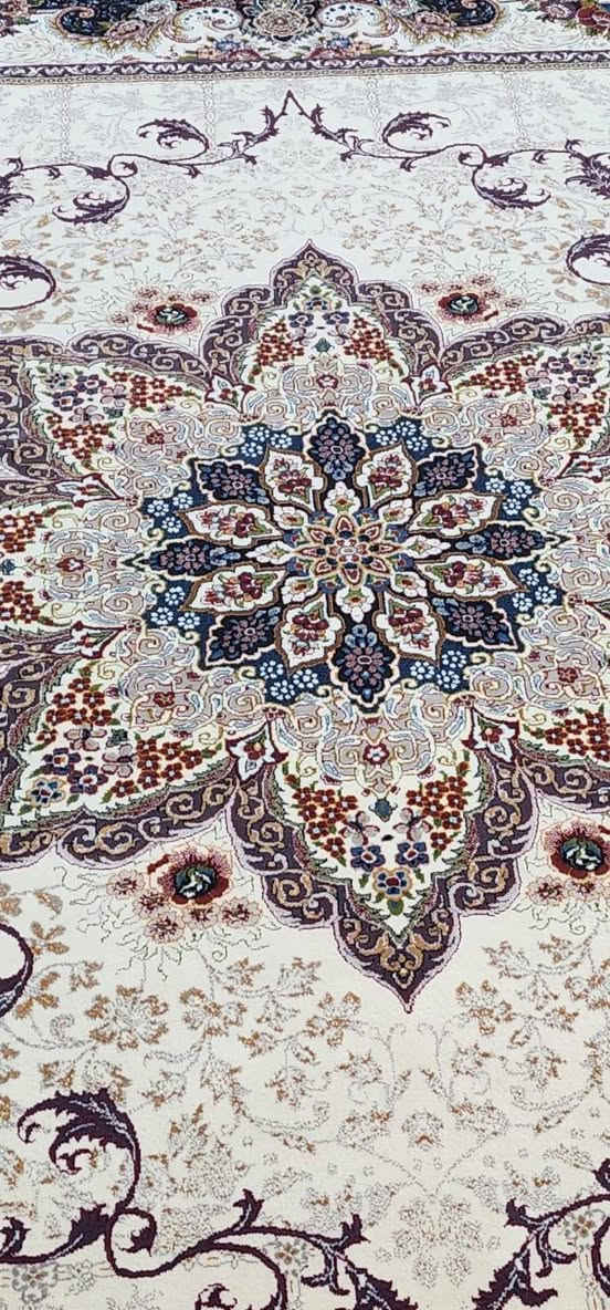 زوالي كاشان ايراني ٧٠٠شانه النوع الثقيل الأصلي كل ٢ خوات متشابهات للاستفسار الاتصال على الرقم ***********
