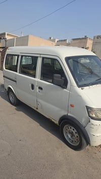 باص صيني • ٧ راكب • ٢٠١٢