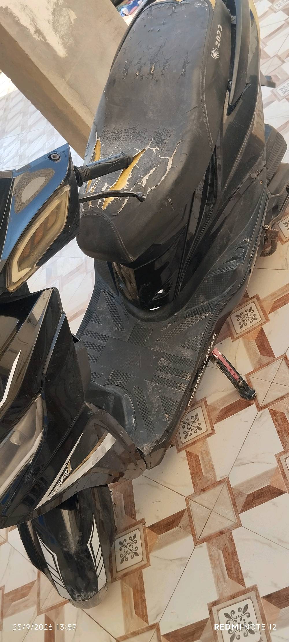 سلام عليكم شباب دراجه ماكس جي تي ار للبيع بعدهي نضيفه وجديده كل نقص مابيه باتري شغال تايرات جدد اشاير لايت بك لايت هورن سلف دبلات كله جديد ماتذب عليه ولا ربع 
السعر 250 
مكاني دوانيه قضاء عفك 
***********