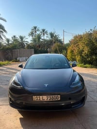 تيسلا- Tesla 2023 مودل 3 تك ماطور  الداخل ابيض  أونلاين  السيارة كلين ...