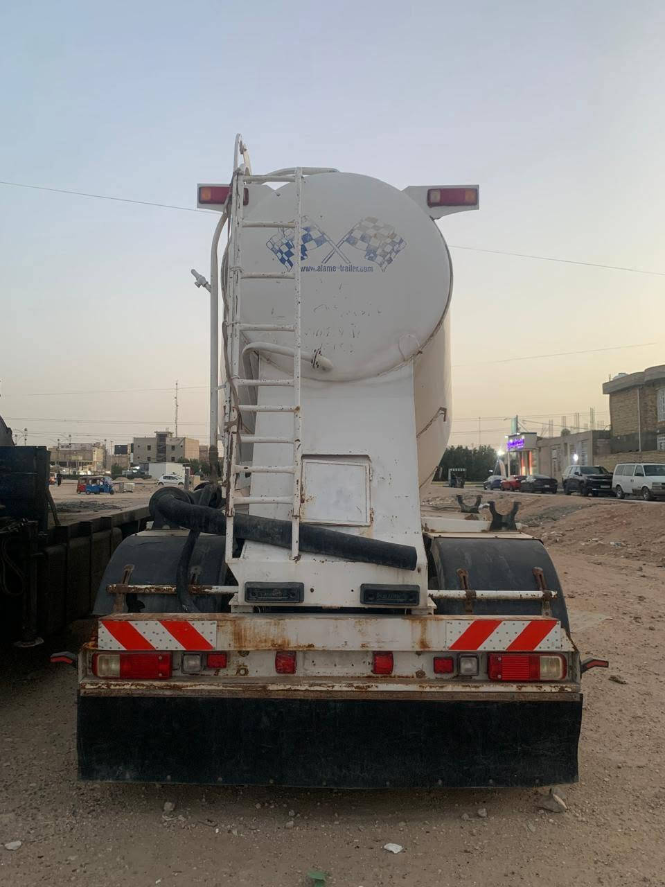 ٣٨ طن • دويز ألماني • تفريغ ٢٠ دقيقة