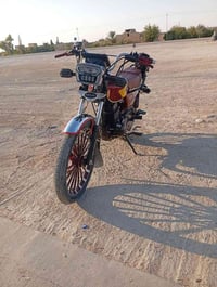 موديل ٢٥ • ٢٠٠ • ماشي ٥٠٠٠
