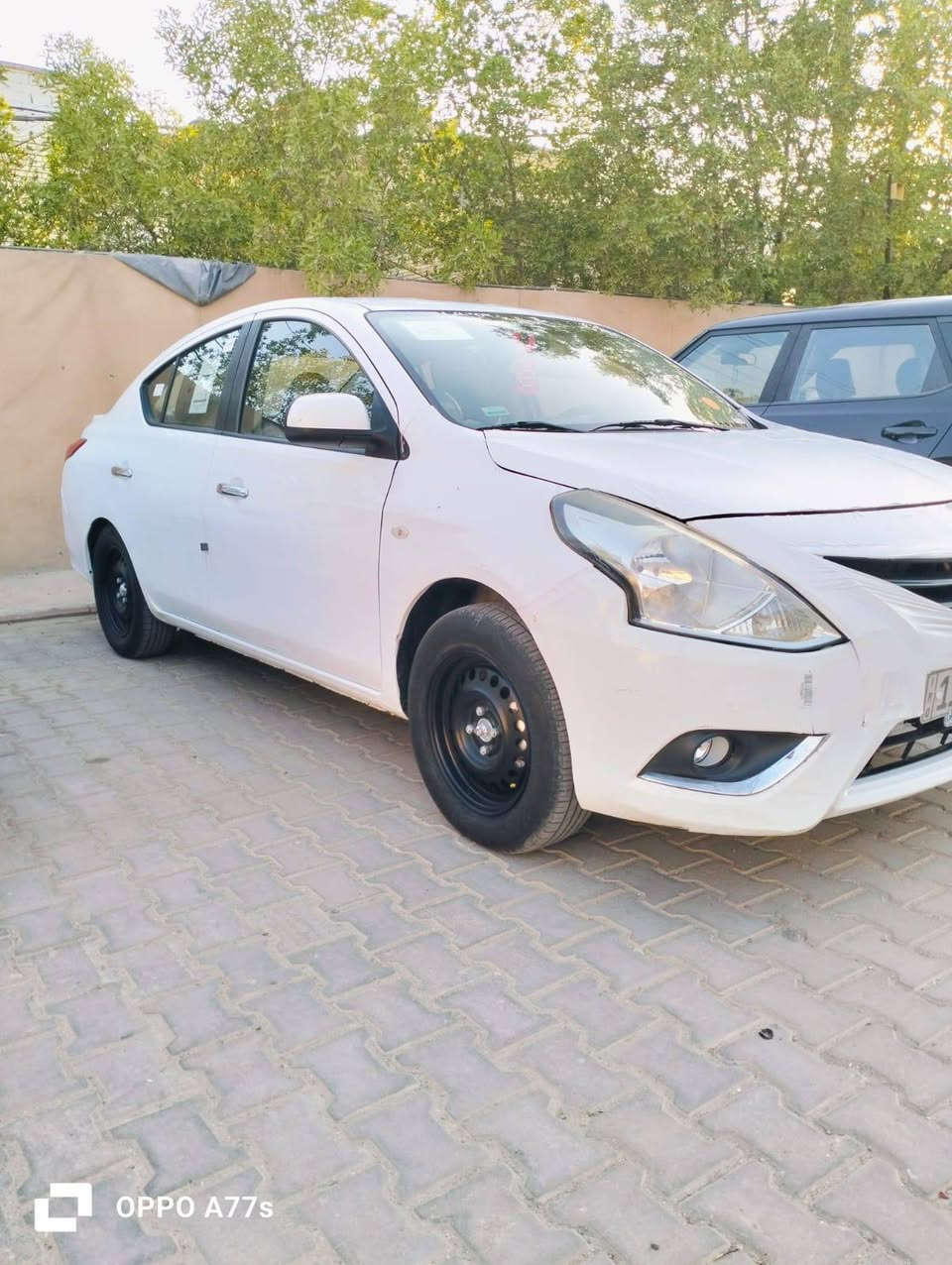 السلام عليكم سني هندي 2019
مكفوله كير محرك تبريد 
السياره ياسمي ثاني يوم تحويل
الرقم انكليزي 
تحكمات ستيرن 
شاشه 
كامرى 
سونارها موجود
ماشيه 130
المكان حي العدل 
السعر 95 وبيها مجال حك الجيه 
الرقم ***********

نص مكتوب في الصور:
- OPPO A77s