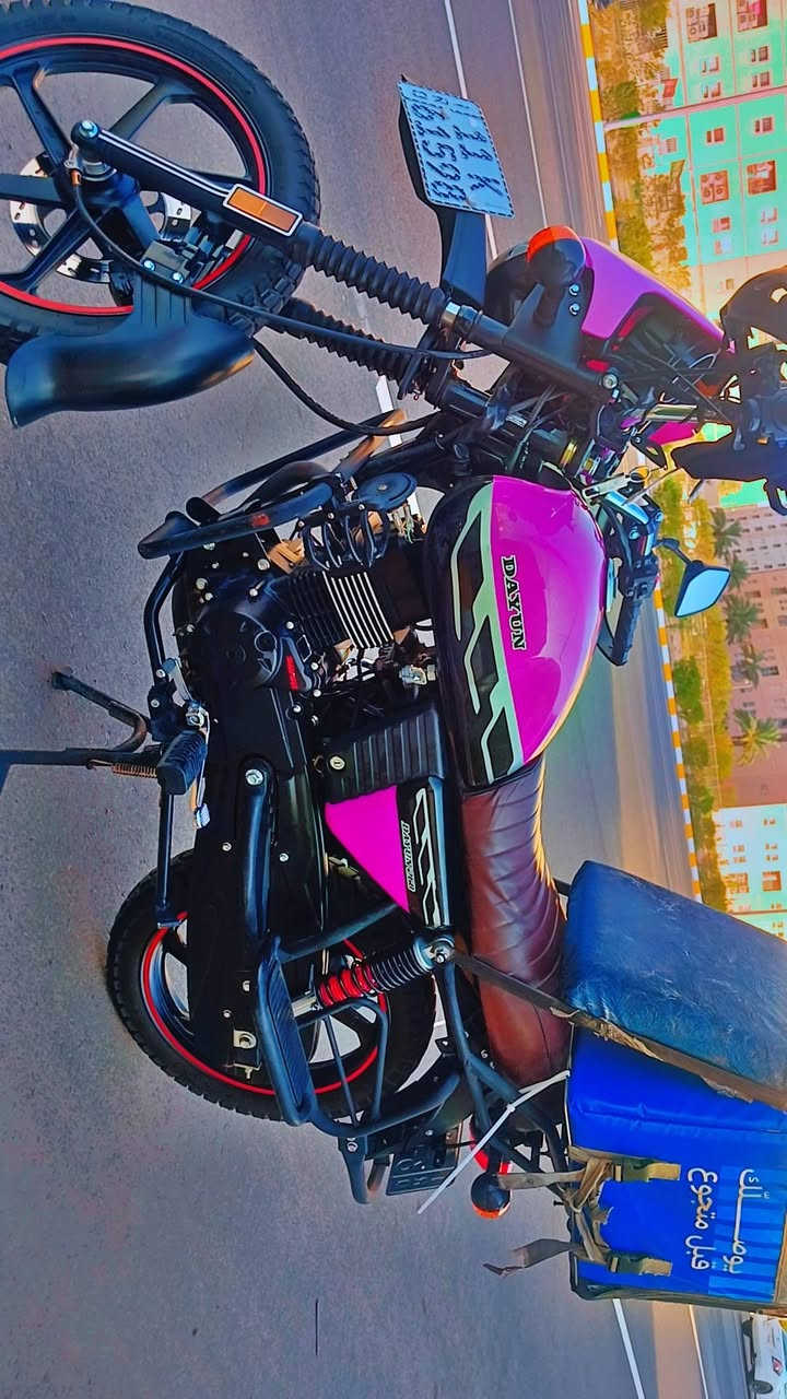 السلام عليكم
للبيع : دايوان جبلي 2023 ام الطوگ الشاصي الاول القوي  200CC الدراجة زيرو  ماشية 15 الف حقيقي حقيقي  . رقم بغداد انگليزي كاملة مكملة.  اخذتهة برمضان بشهر ال 3 سجلت بشركة (بلي) بالاسبوع اطلع يومين لو ما اطلع اصلآ ما متعبهة  الدراجة شوفت عينك كاملة مكملة بعدهة بلادية  

رايدهة ب .2.900.000  قفل 

راح تگلي هواي راح اگلك  والله كملت علية ب 3 و 700 . 
مكاني بغداد بسماية 
***********
