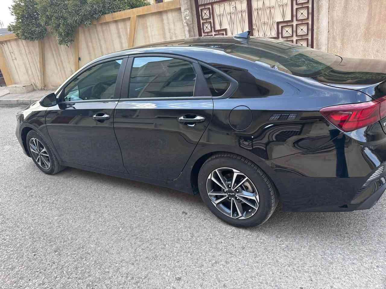كيا فورتي 2024
ماشيه ٣٦ ميل
حادث بنيد صبغ بدون دواخل + باب السايق بارد فقط
ايرباك ستيرن فقط
الموصفات:
رادار امامي
توقف ذاتي
تحديد مسار
تحكم ستيرن
شاشه (كار بلي)
مانع انزلاق
٣ انظمه قياده
كامره دواره
مثبت سرعه
قياده ذاتيه
محرك2000دوش رقم اربيل
***********
السعر ١٤٥وببها مجال بسيط

‭***********‬
