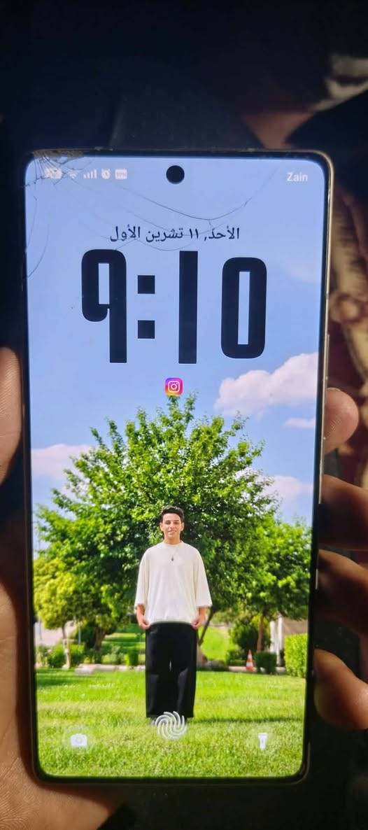 نوت 50 برو • ٢٥٦ • شرخ بسيط